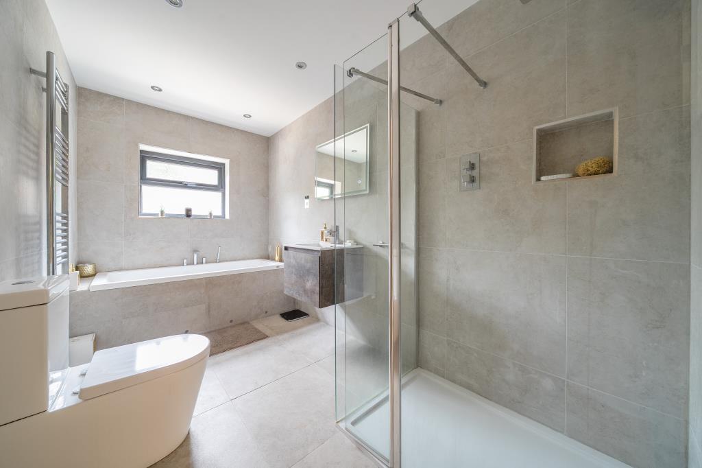 Bathroom Suite