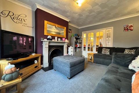 4 bedroom semi-detached house for sale, Saddlers Close, East Goscote, Leicestershire. LE7 3ZS