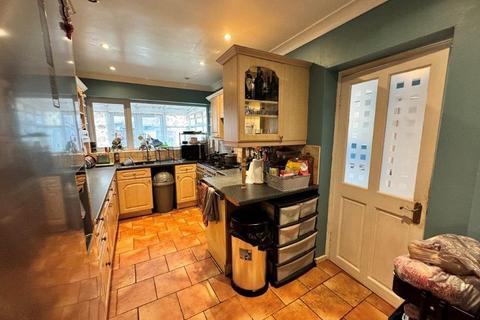 4 bedroom semi-detached house for sale, Saddlers Close, East Goscote, Leicestershire. LE7 3ZS