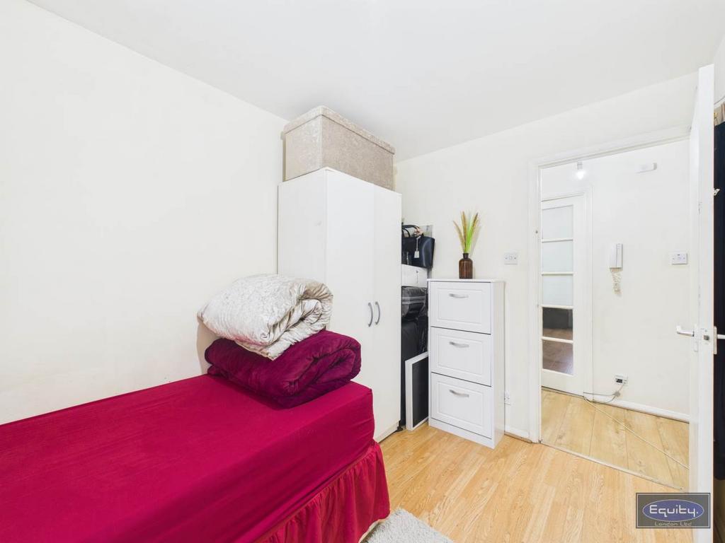 Bedroom two (2)