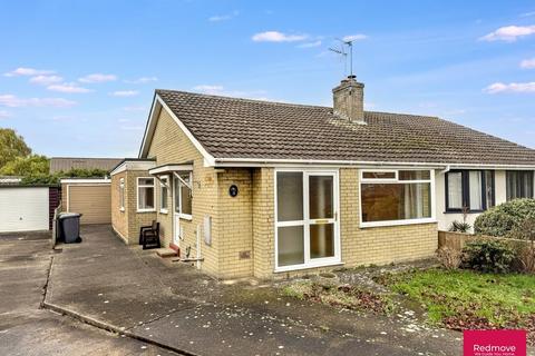 3 bedroom semi-detached bungalow for sale, Hill View, York, YO31