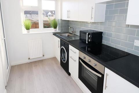 3 bedroom terraced house for sale, Saxville Road, Orpington BR5