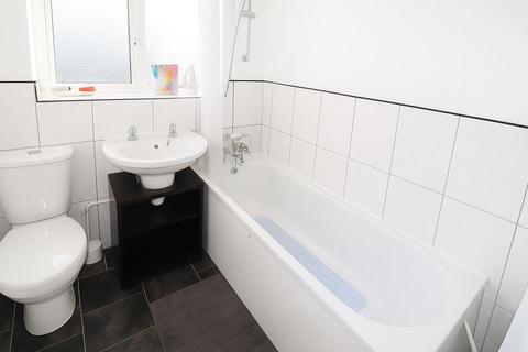 3 bedroom terraced house for sale, Saxville Road, Orpington BR5