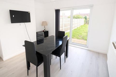 3 bedroom terraced house for sale, Saxville Road, Orpington BR5