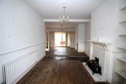 3 bedroom semi-detached house for sale, Holly Road, Oldbury B68