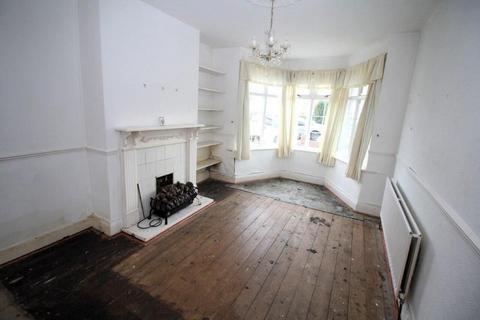 3 bedroom semi-detached house for sale, Holly Road, Oldbury B68