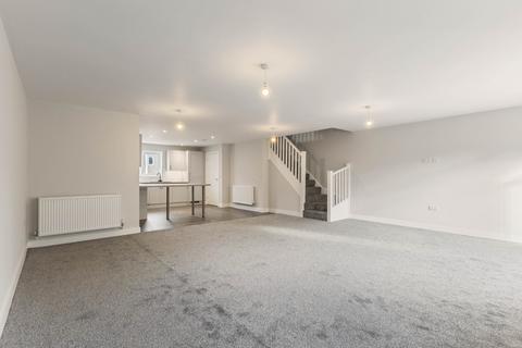 3 bedroom semi-detached house for sale, Wakefield Road, Normanton, WF6