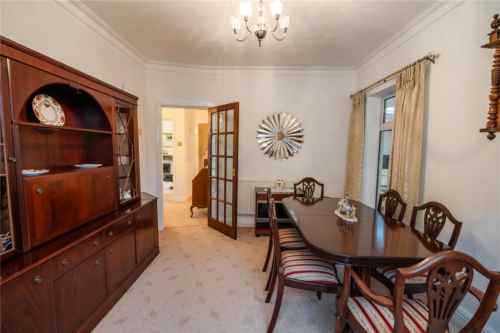 Dining Room (2)