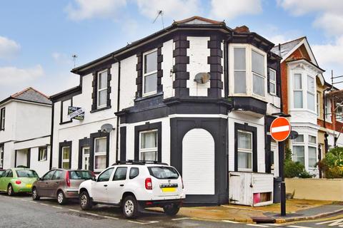 2 bedroom maisonette to rent, Wilkes Road Sandown PO36