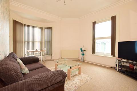 2 bedroom maisonette to rent, Wilkes Road Sandown PO36