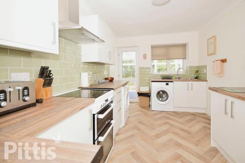 2 bedroom detached bungalow to rent, Downs View Road St. Helens PO33