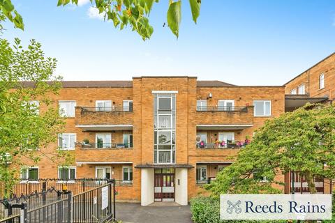 Eccles New Road, Salford M5