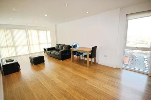 2 bedroom apartment to rent, LEXINGTON APARTMENTS, SLOUGH STATION