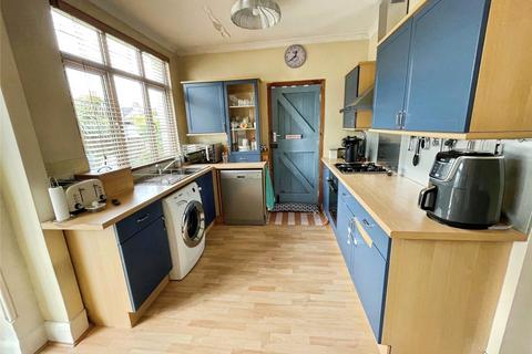 3 bedroom semi-detached house to rent, Keswick Avenue, Hornchurch, Essex, RM11
