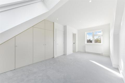 undefined, Abbotsbury Road, Morden SM4