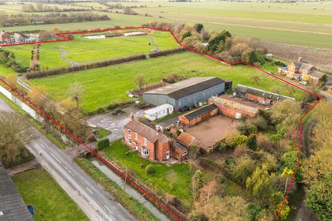 3 bedroom equestrian property for sale, Main Road, Saltfleetby, LN11