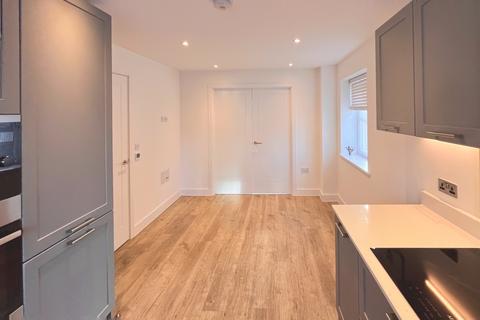 3 bedroom semi-detached house to rent, Bhachu Drive, Hardwick, CB23