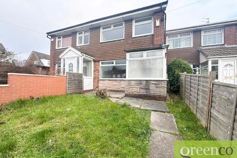 3 bedroom semi-detached house to rent, Summerfield Drive, Rochdale M24