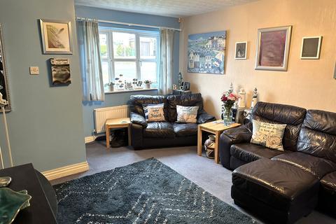 4 bedroom detached house for sale, 8 Bishopdale Close, Royton, Oldham, OL2 6YE