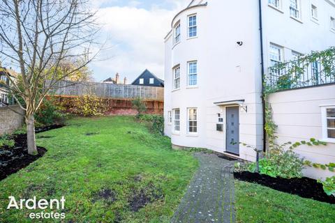1 bedroom apartment for sale, Hill House Park, Maldon