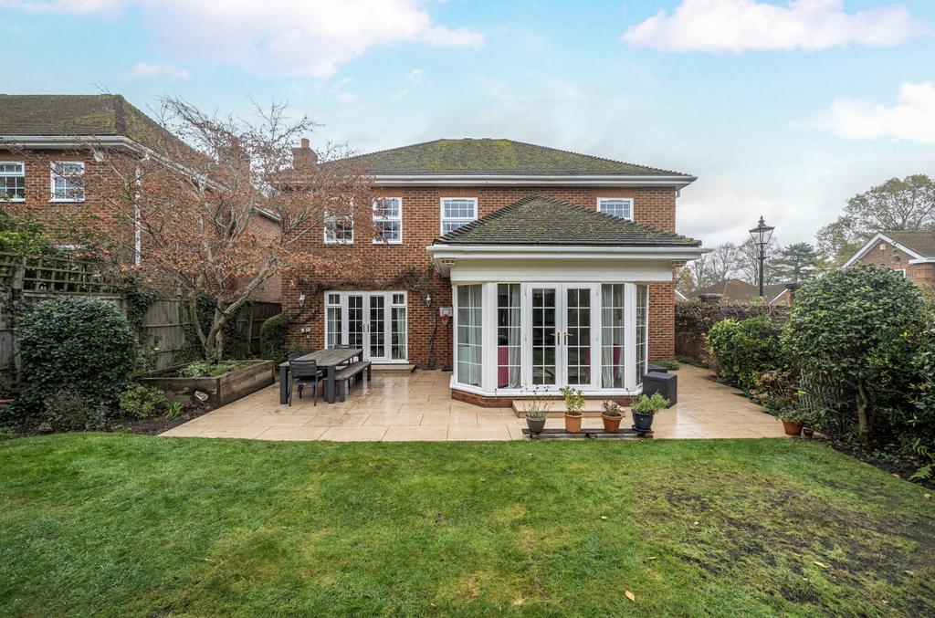 1383690 10 692868...