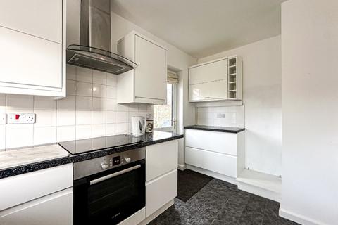 2 bedroom terraced bungalow for sale, Fons George Close, Taunton, Somerset - NO CHAIN!