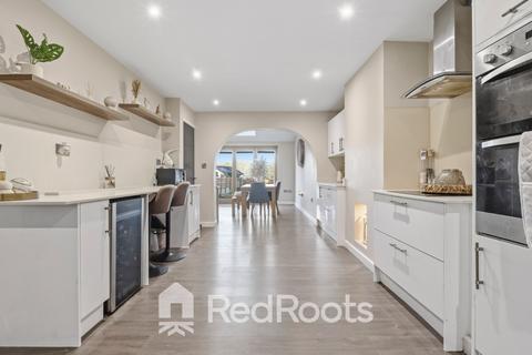 4 bedroom semi-detached house for sale, Arksey, South Yorkshire DN5