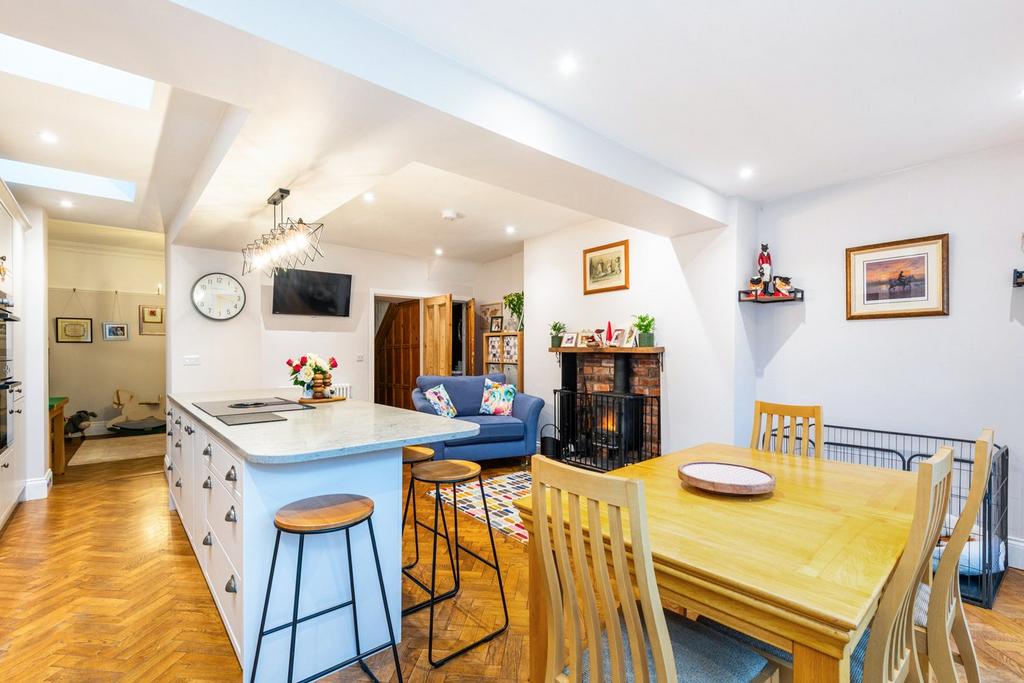 Dining Kitchen