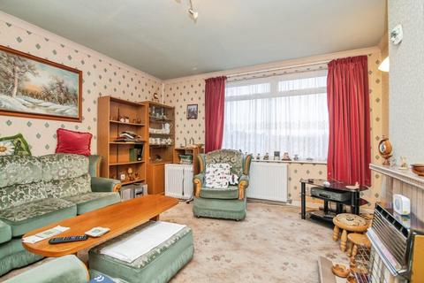 3 bedroom semi-detached house for sale, Greenoak Crescent, Woodsetton