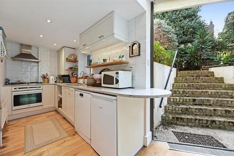 2 bedroom flat for sale, Cromwell Grove, London W6