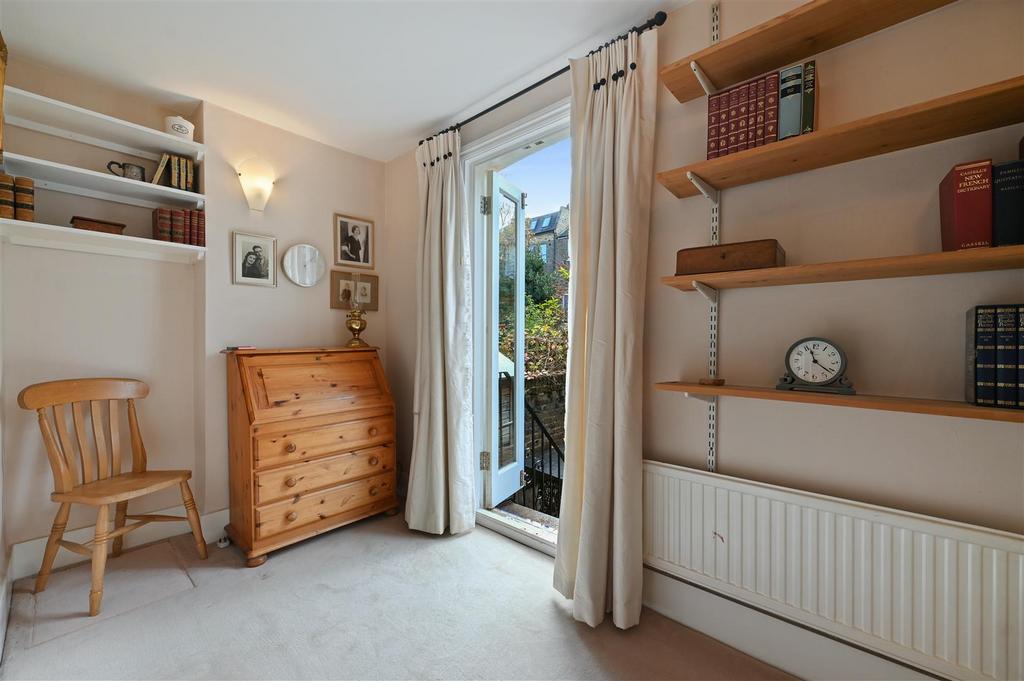 FB - Cromwell Grove - Bedroom C3 (1).JPG