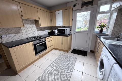 3 bedroom terraced house for sale, Coronation Road, Wroughton, Swindon, SN4