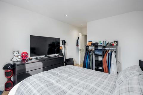 1 bedroom flat for sale, Portland Road, London SE25