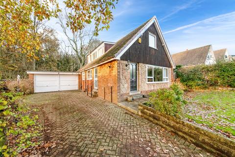 4 bedroom detached house for sale, Oakleigh, Greenside, Denby Dale, HD8