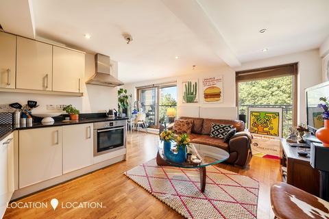 1 bedroom flat for sale, Vallance Road, London, E1