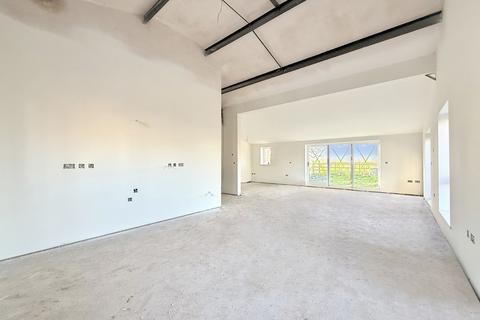 3 bedroom barn conversion for sale, Oxleaze Farm Barns, Claypits Lane, SN7