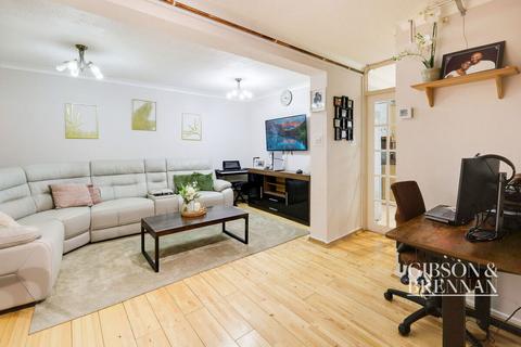 3 bedroom end of terrace house for sale, Dewsgreen, Basildon, SS16