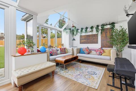 undefined, Dale View Crescent, London E4
