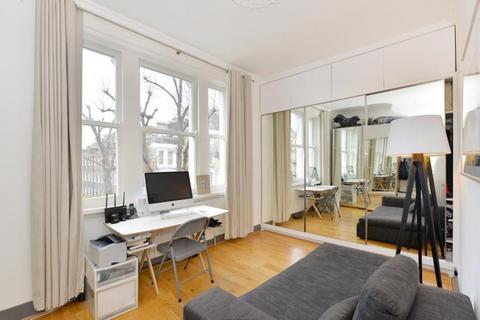 3 bedroom flat for sale, Redcliffe Gardens, SW10