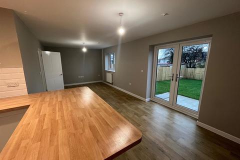 3 bedroom semi-detached house for sale, Brynmefys, Llanelli
