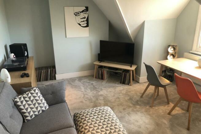 Lounge.jpg