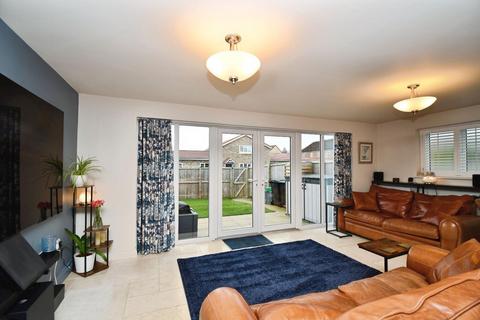 4 bedroom detached house for sale, Willow Close, Ripon