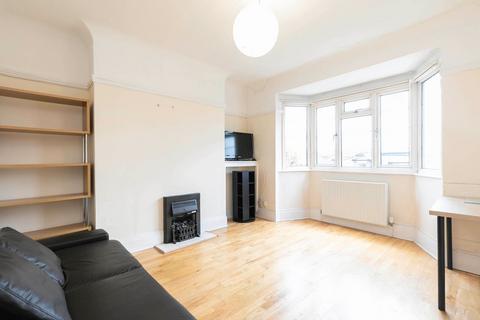 2 bedroom flat to rent, Sherriff Road, London NW6
