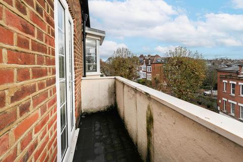 2 bedroom flat to rent, Sherriff Road, London NW6