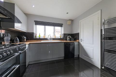 3 bedroom detached house for sale, Edgemount, Killingworth, NE12