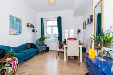 1 bedroom flat to rent, Sinclair Road, London W14