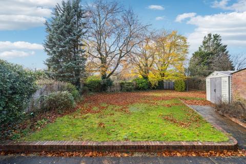 5 bedroom semi-detached house for sale, The Close, Iver SL0