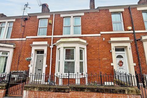 undefined, Wingrove Avenue, Fenham, Newcastle upon Tyne, Tyne and Wear, NE4 9AB