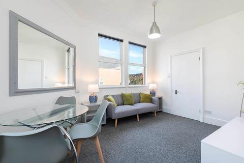 1 bedroom flat to rent, Fulham High Street, London SW6