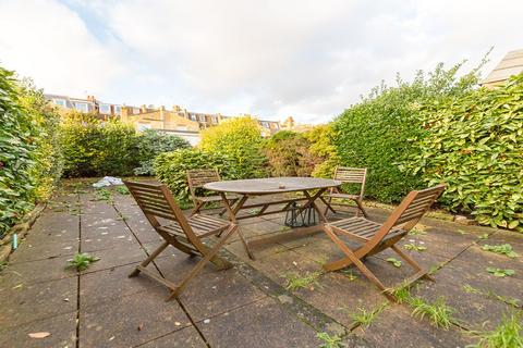 undefined, Hamilton Road, London NW10